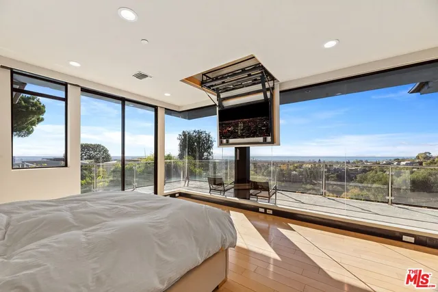 $39,500 | 1799 Correa Way, Los Angeles, CA 90049