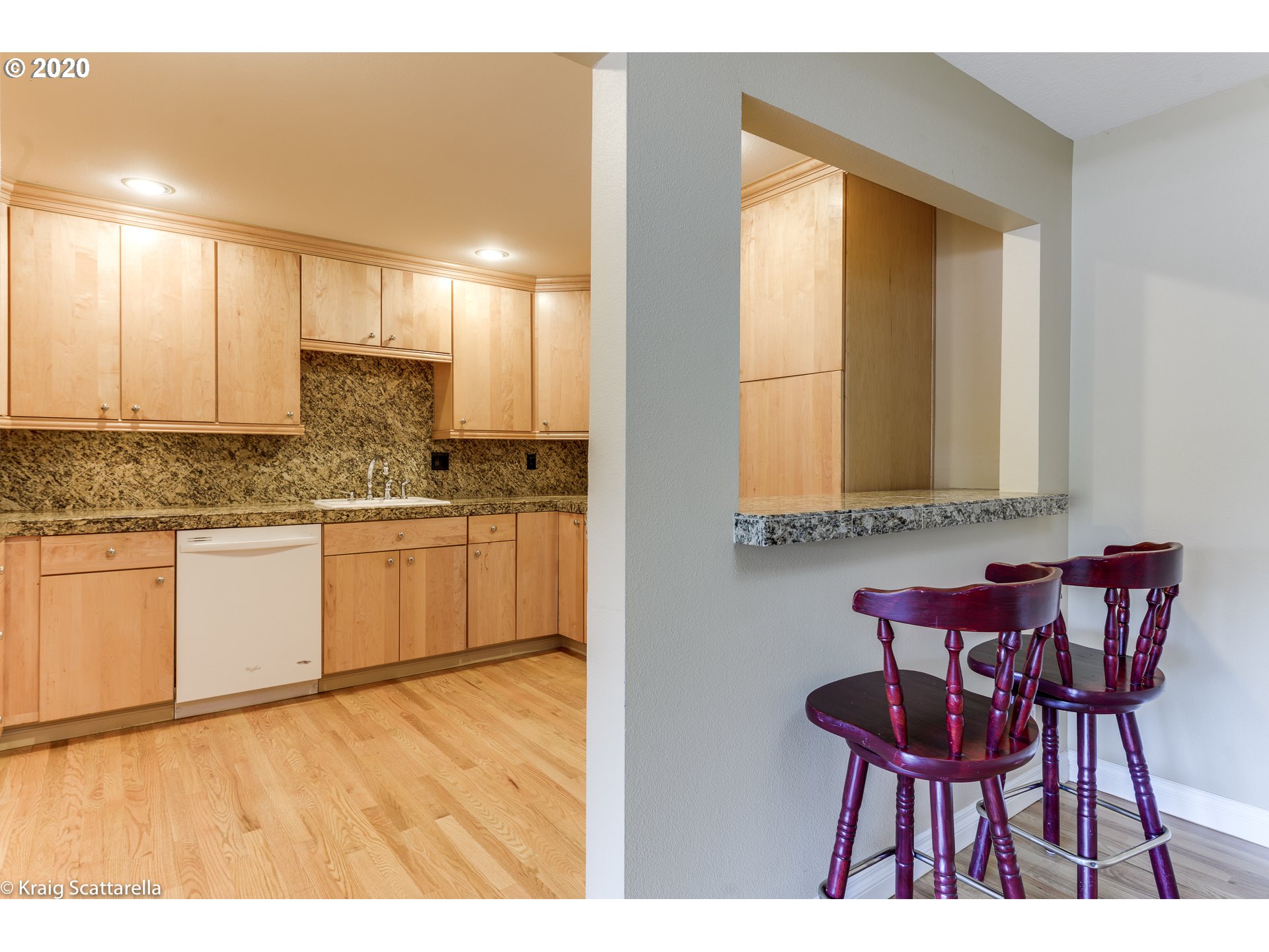 4460 Southwest Scholls Ferry Road, Unit 23A Portland, OR 97225 - Photo 12 of 31 Gallery Image 12