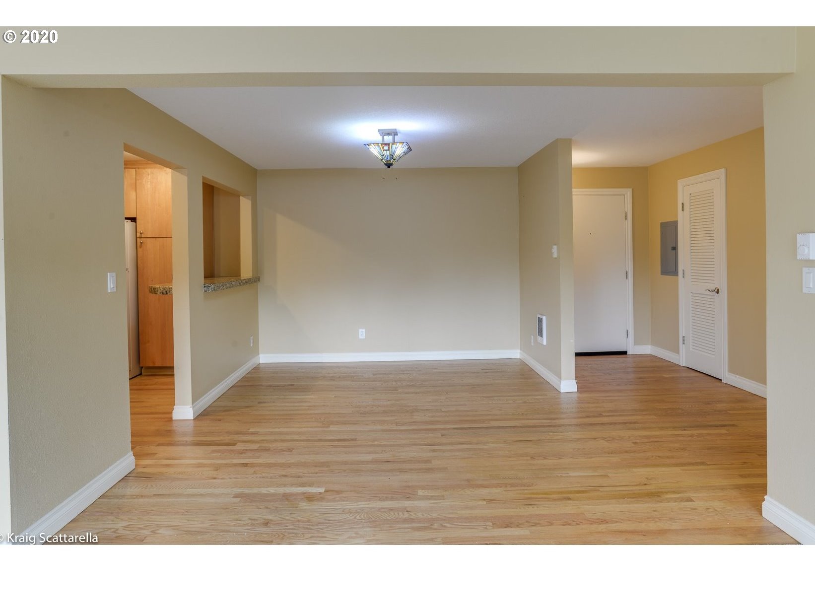 4460 Southwest Scholls Ferry Road, Unit 23A Portland, OR 97225 - Photo 14 of 31 Gallery Image 14