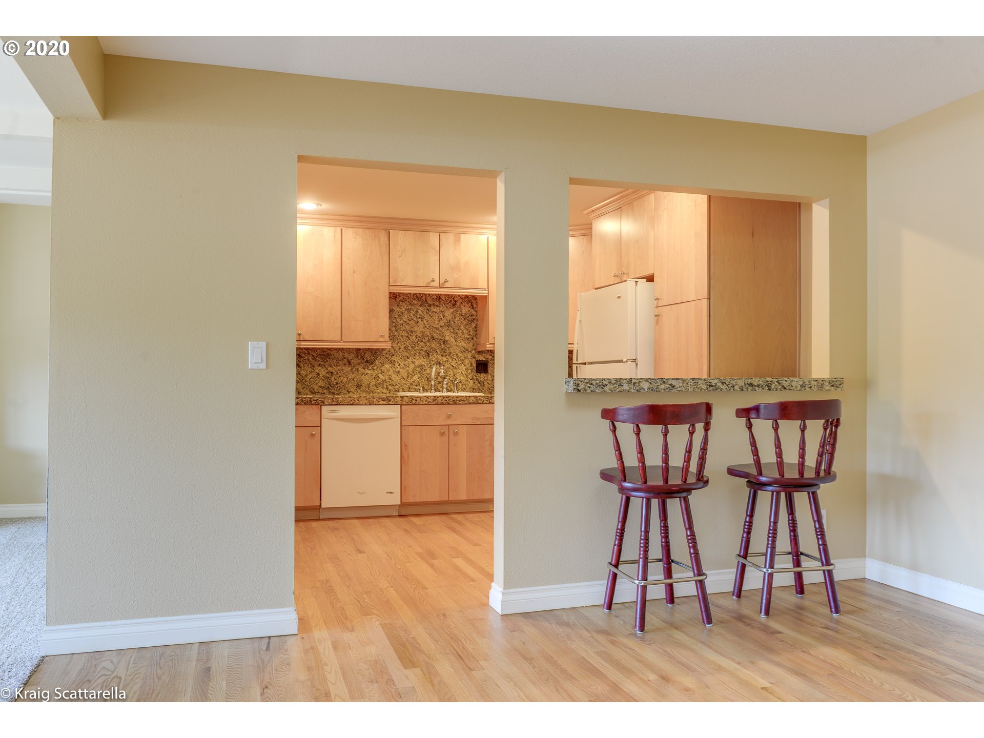 4460 Southwest Scholls Ferry Road, Unit 23A Portland, OR 97225 - Photo 8 of 31 Gallery Image 8