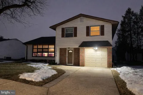 $585,000 | 1036 Camas Drive, Philadelphia, PA 19115