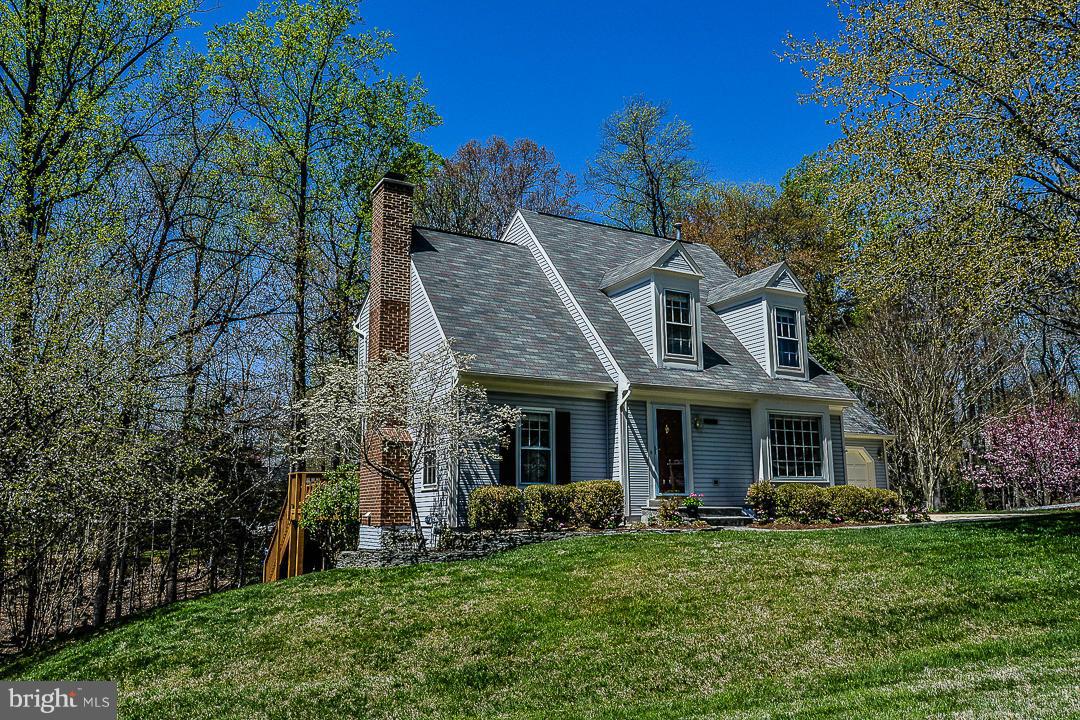 7728 Modisto Lane Springfield, VA 22153 - Photo 2 of 29 Exterior (Front)