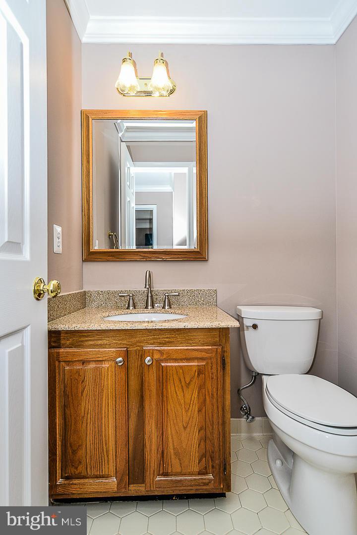 7728 Modisto Lane Springfield, VA 22153 - Photo 14 of 29 Bath