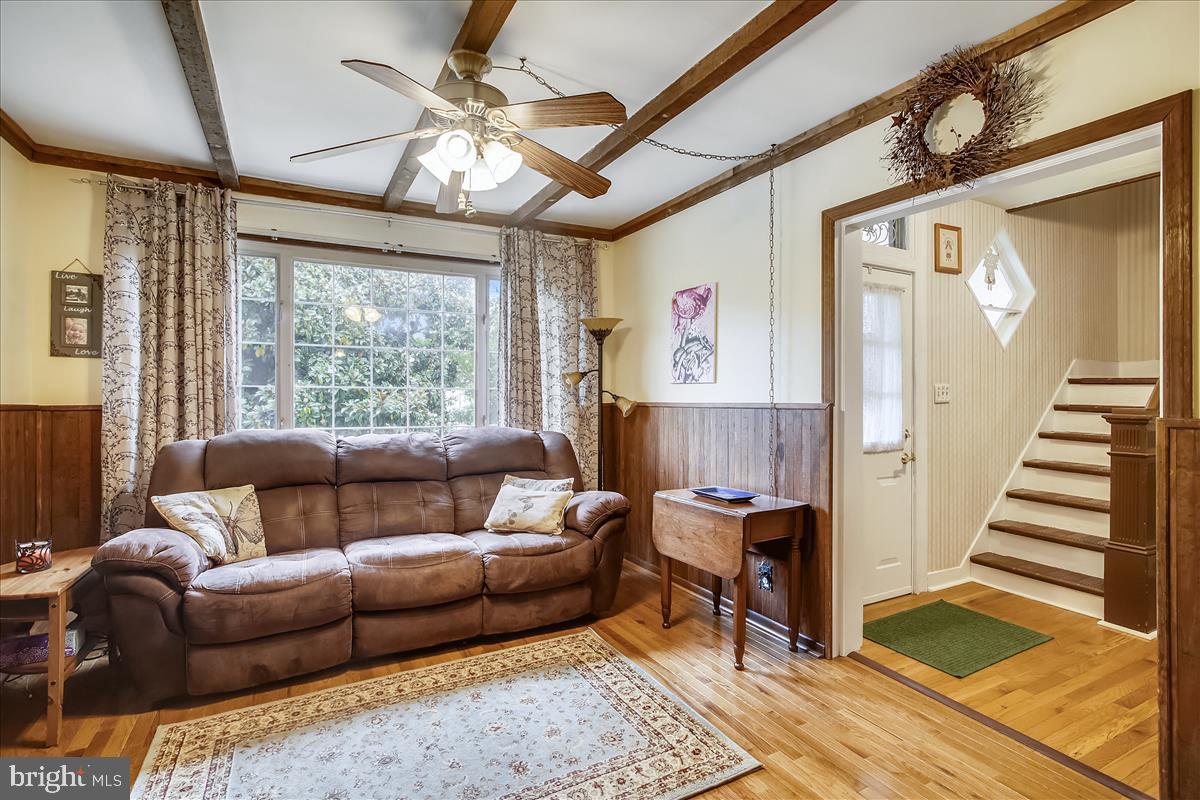 5507 Hamlet Avenue Baltimore, MD 21214 - Photo 11 of 40