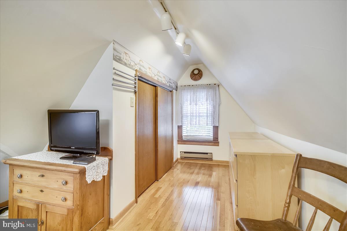 5507 Hamlet Avenue Baltimore, MD 21214 - Photo 32 of 40