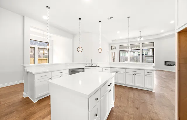 $524,900 | 15265 Tree Swallow Court, Magnolia, TX 77354