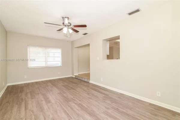 $2,435 | 161 Northeast 20th Street, Pompano Beach, FL 33060