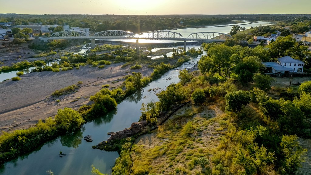 9 Walden Way, Unit 9 Llano, TX 78643 - Photo 3 of 15