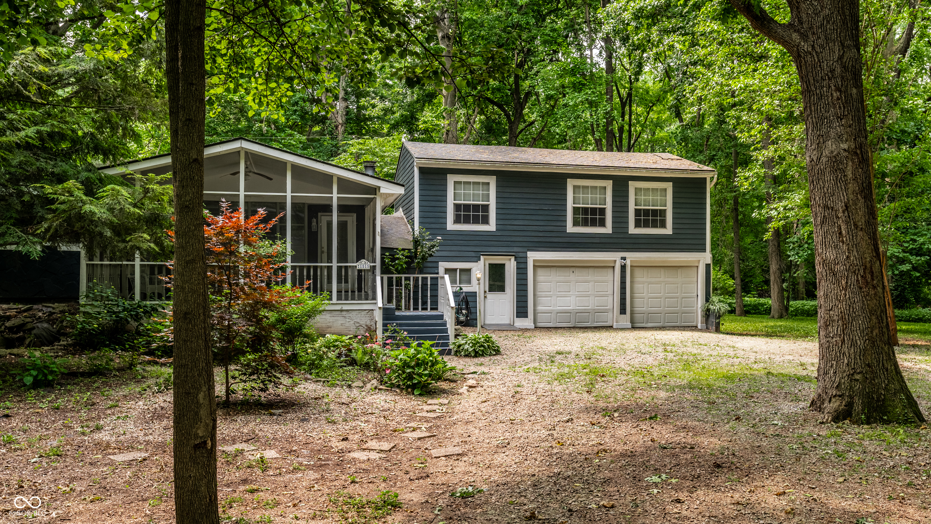 1515 Randall Road Indianapolis, IN 46240 - Photo 3 of 38 Gallery Image 3