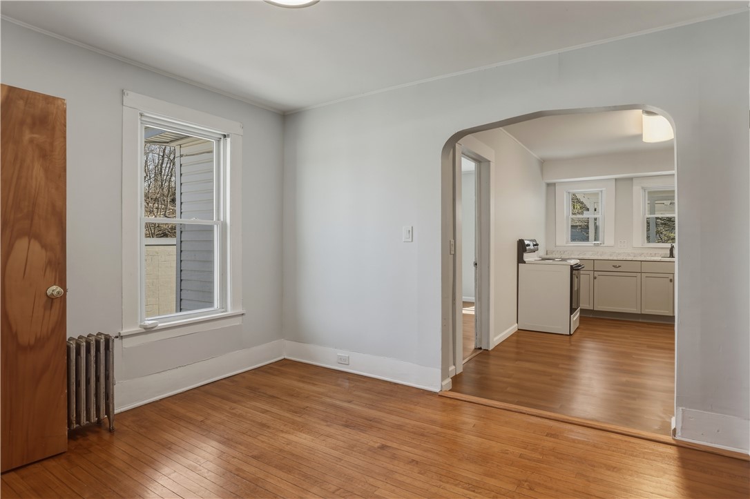 86 West 2nd Street Corning, NY 14830 - Photo 26 of 49 Entry area to upstairs looking into kitchen