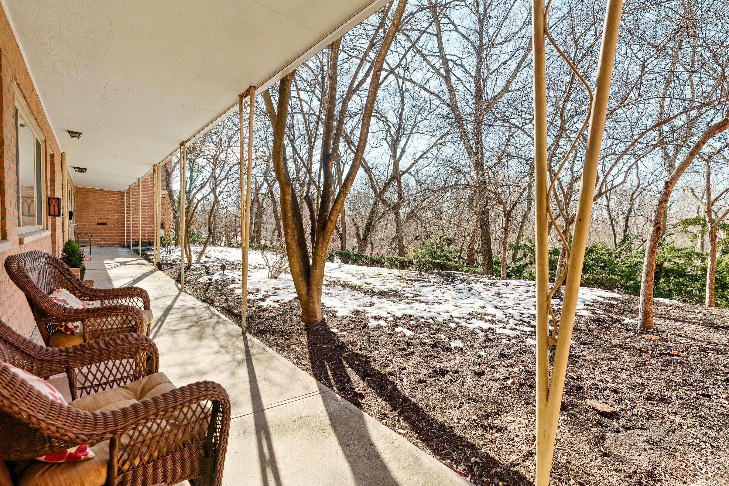 2551 Charing Road, Unit 3 Columbus, OH 43221 - Photo 4 of 37 2551 Charing