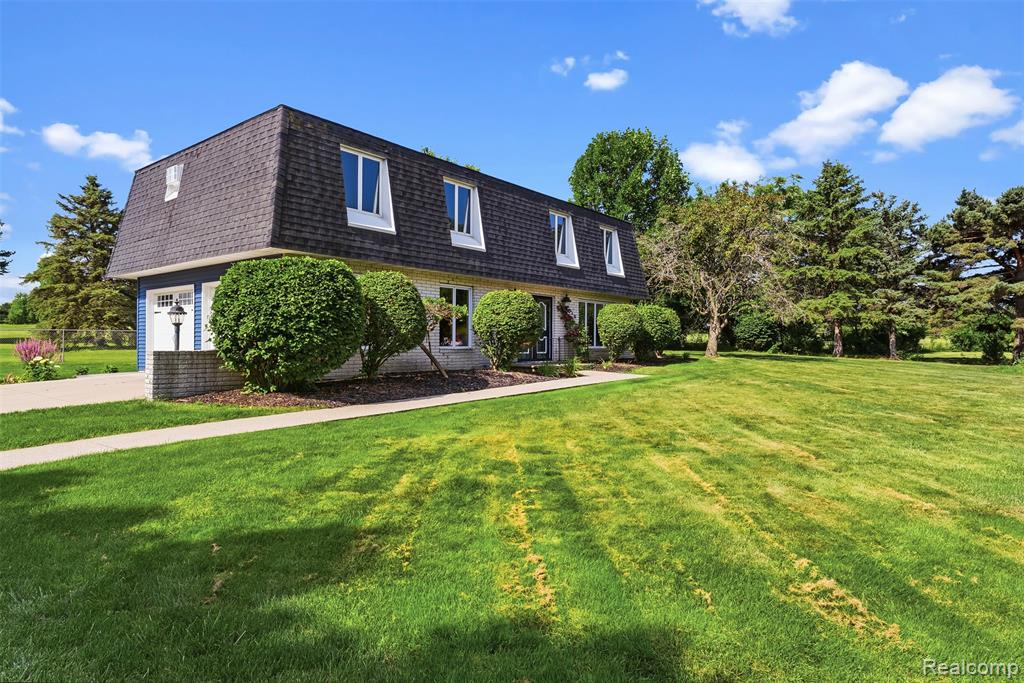 8612 Monroe Road Durand, MI 48429 - Photo 5 of 40 Gallery Image 5