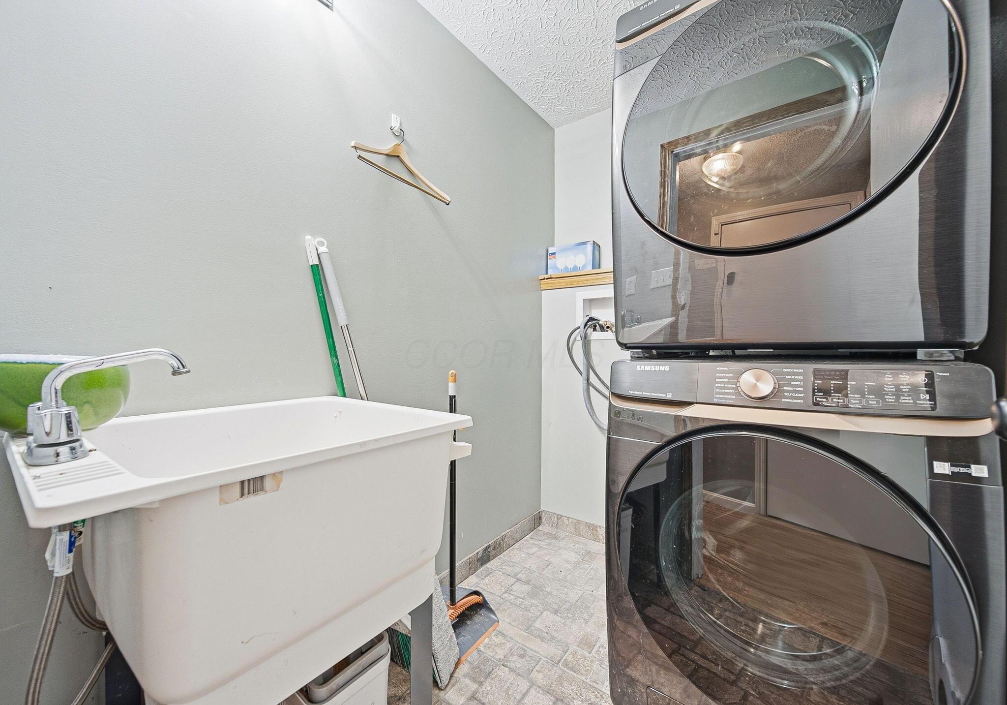 24646 Woltz Road Rockbridge, OH 43149 - Photo 19 of 64 Main Floor Laundry