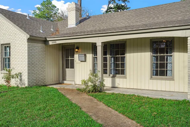 $2,000 | 5088 Helene Road, Memphis, TN 38117