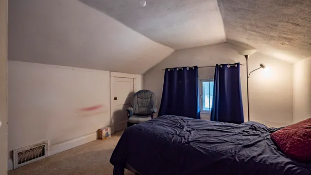 $199,000 | 103 West Main Street, Weyauwega, WI 54983