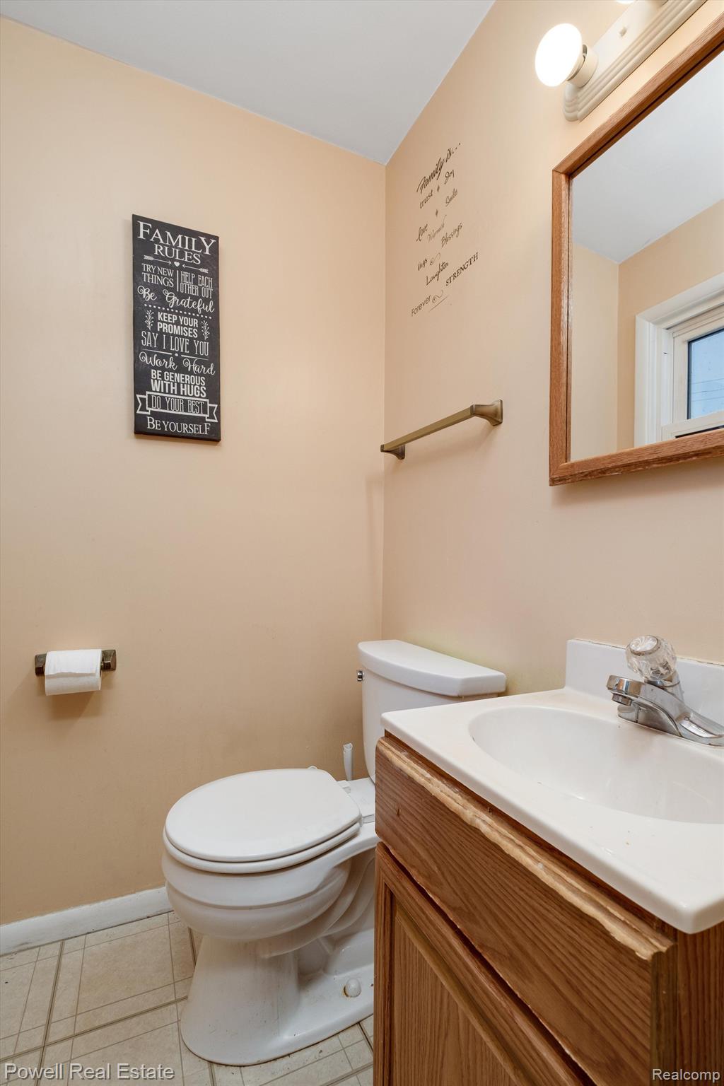 12327 East 11 Mile Road Warren, MI 48093 - Photo 17 of 34 Gallery Image 17