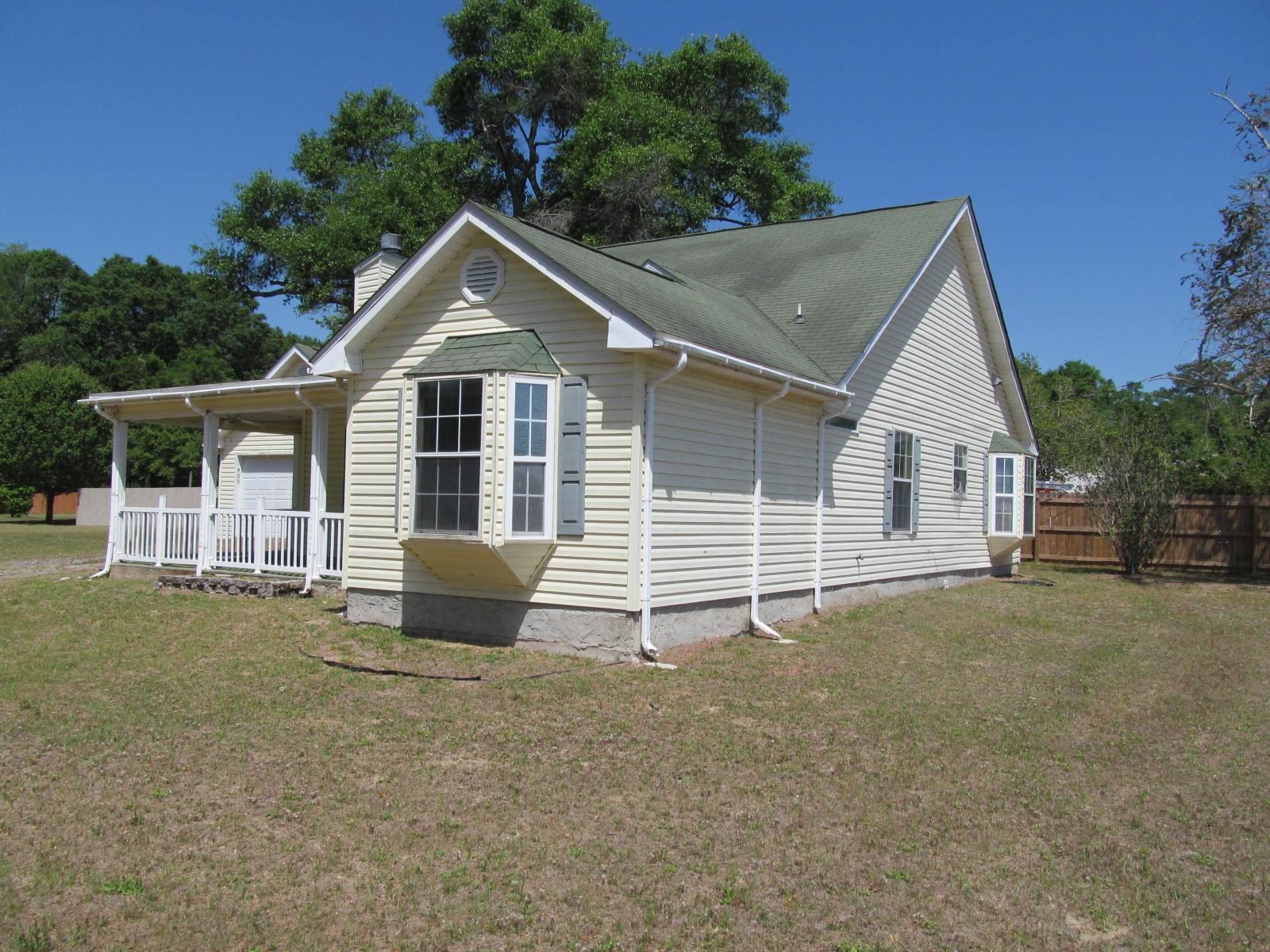 20 Perry Lane Havana, FL 32333 - Photo 2 of 21