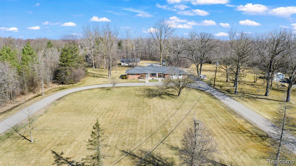 650 Grace Avenue Rochester Hills, MI 48307 - Photo 52 of 57