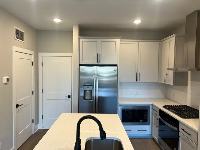 $2,200 | 911 Echo Pk Drive, Suwanee, GA 30024