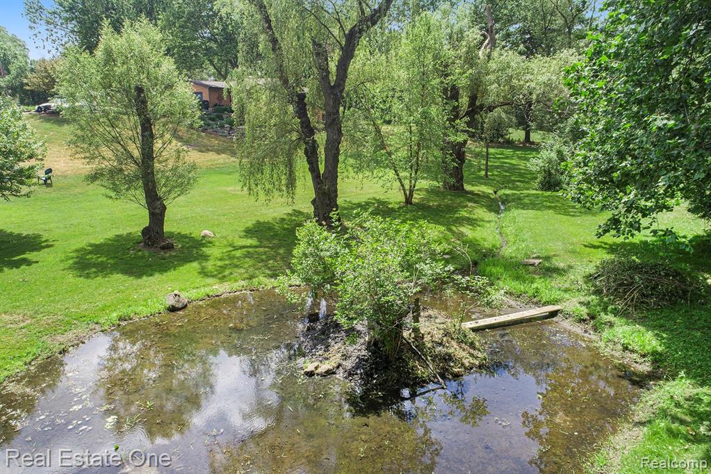 865 Viewland Drive Rochester Hills, MI 48309 - Photo 12 of 90
