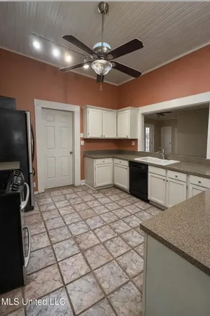 $169,000 | 600 Bell Avenue, Greenwood, MS 38930
