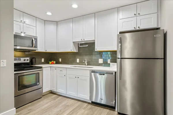 $269,000 | 935 La Posada Drive, Unit 158, Austin, TX 78752