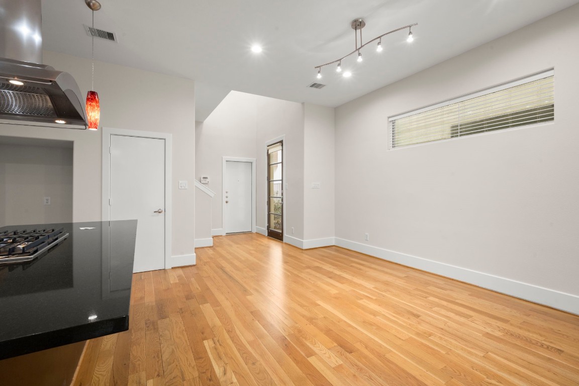 5527 Darling Street, Unit A Houston, TX 77007 - Photo 13 of 31 a view of livingroom and workspace