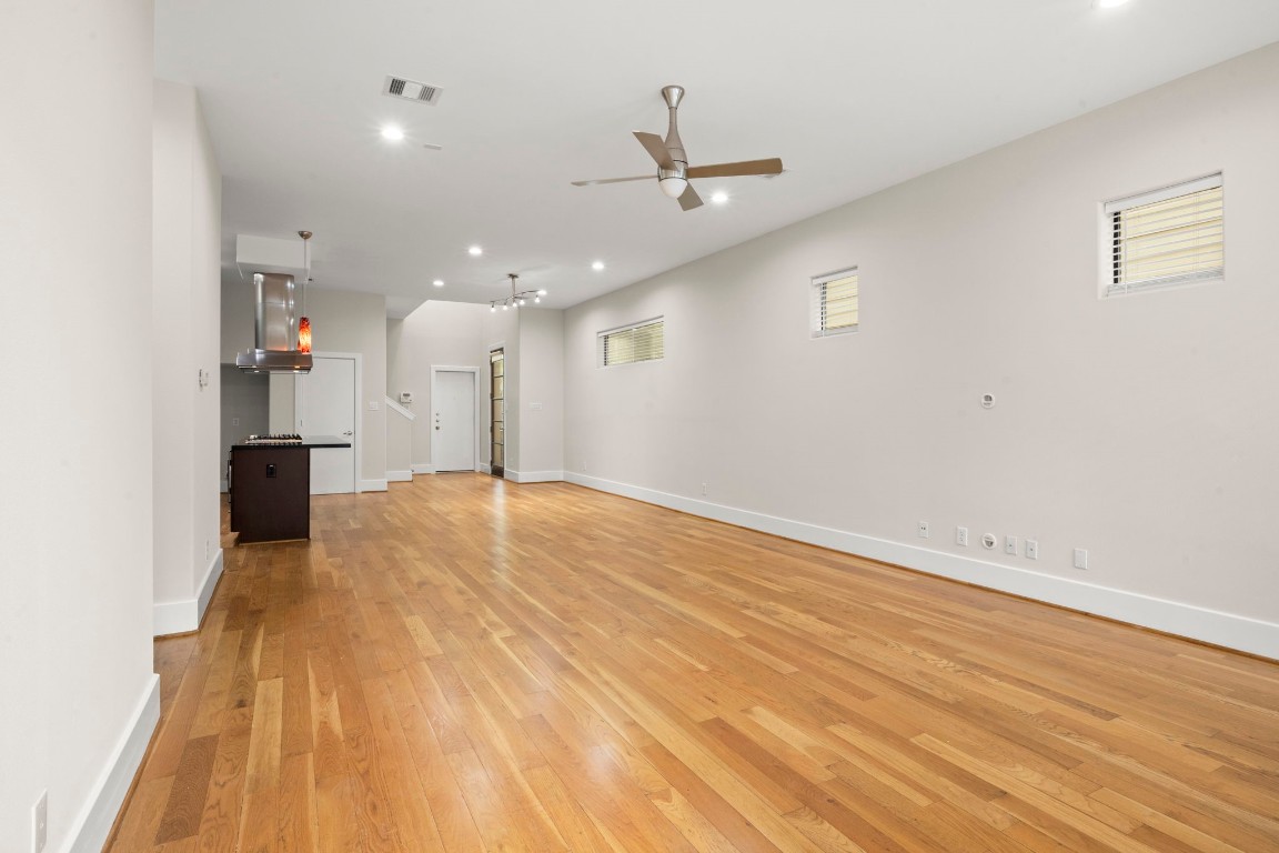 5527 Darling Street, Unit A Houston, TX 77007 - Photo 16 of 31 a view of a kitchen with a sink