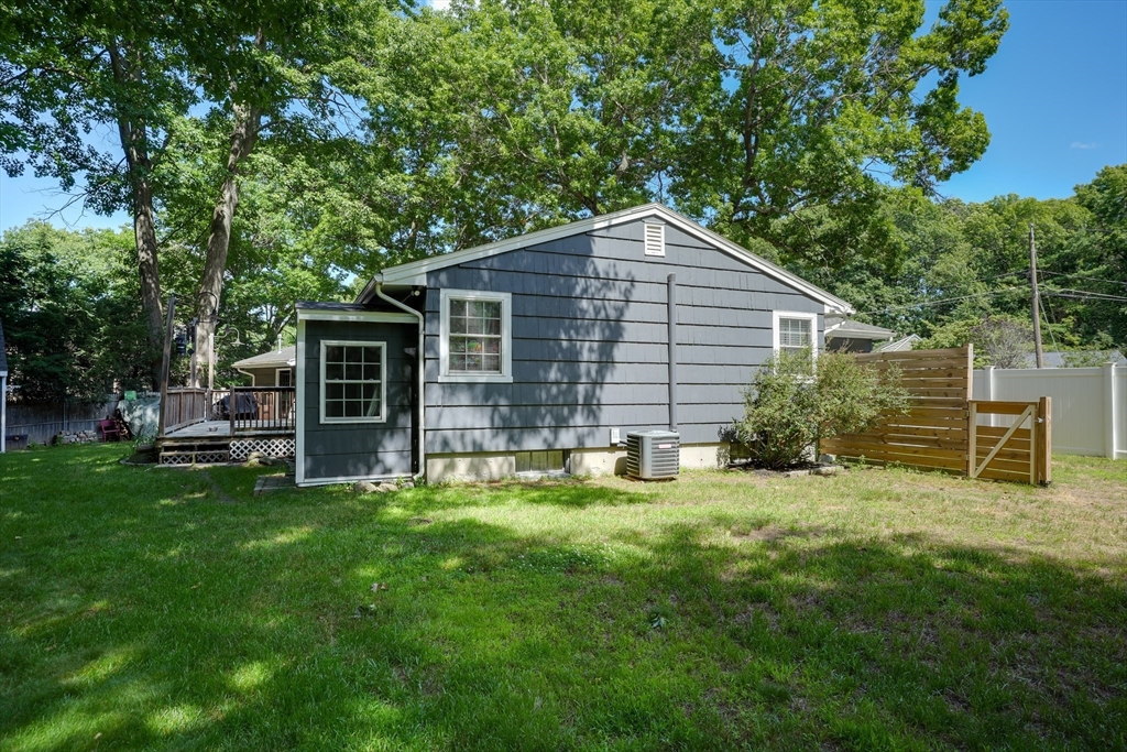 54 High Ridge Road Holden, MA 01520 - Photo 32 of 42