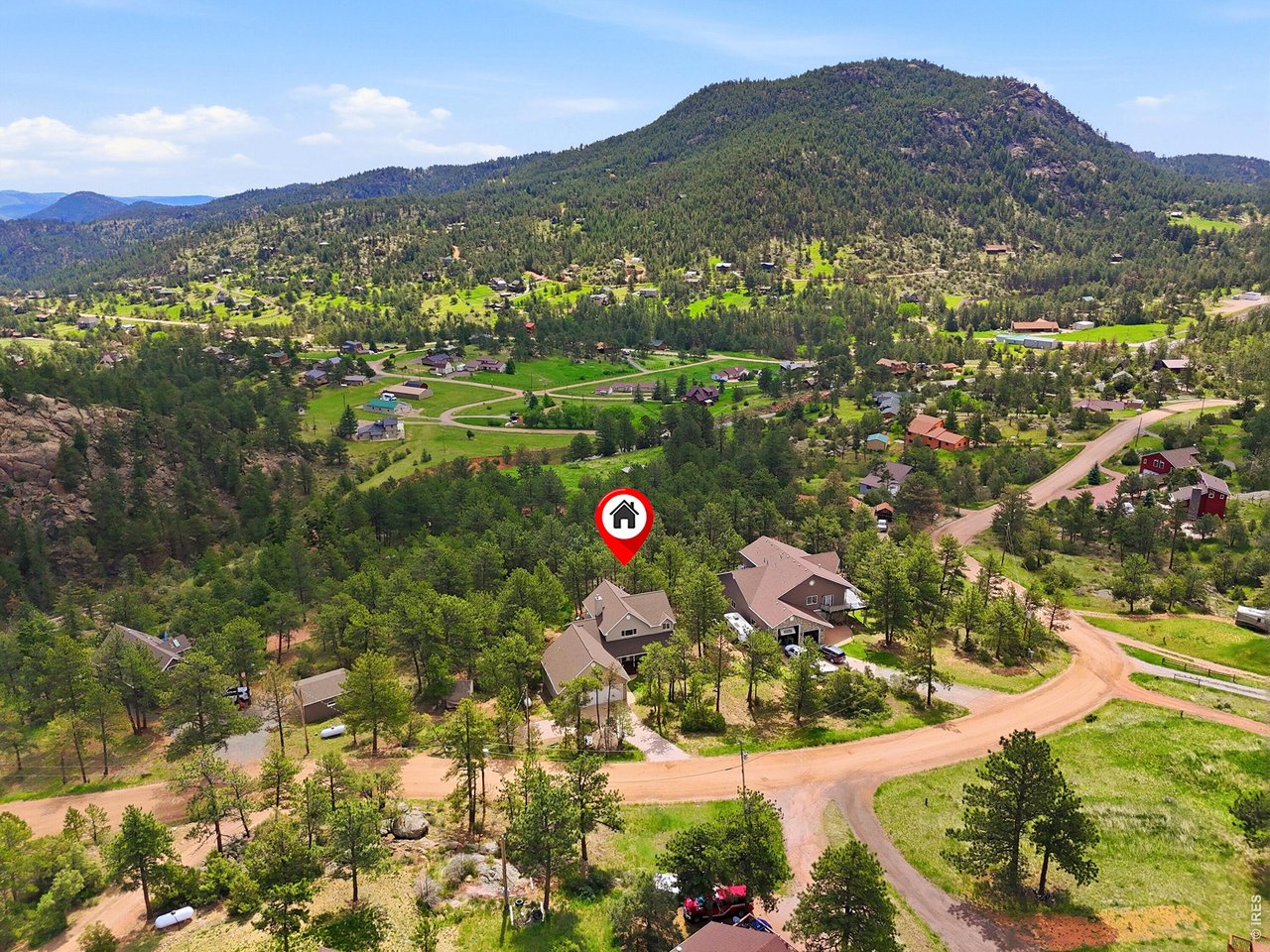 256 Choctaw Road Lyons, CO 80540 - Photo 48 of 50 a view of city and mountain