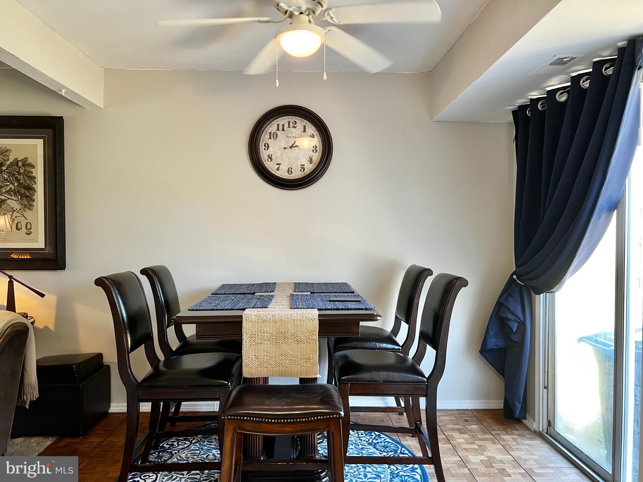 65 Farmhouse Road Sicklerville, NJ 08081 - Photo 8 of 15 Dining Area