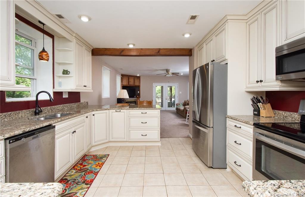 5225 Johnsons Barn Road York, SC 29745 - Photo 8 of 26 Gallery Image 8