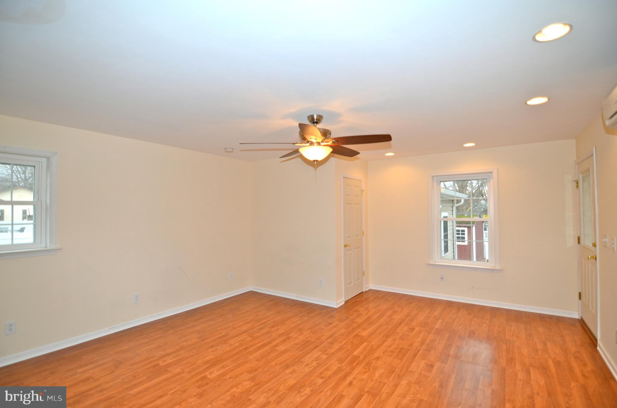 560 Broad Street Spring City, PA 19475 - Photo 9 of 33