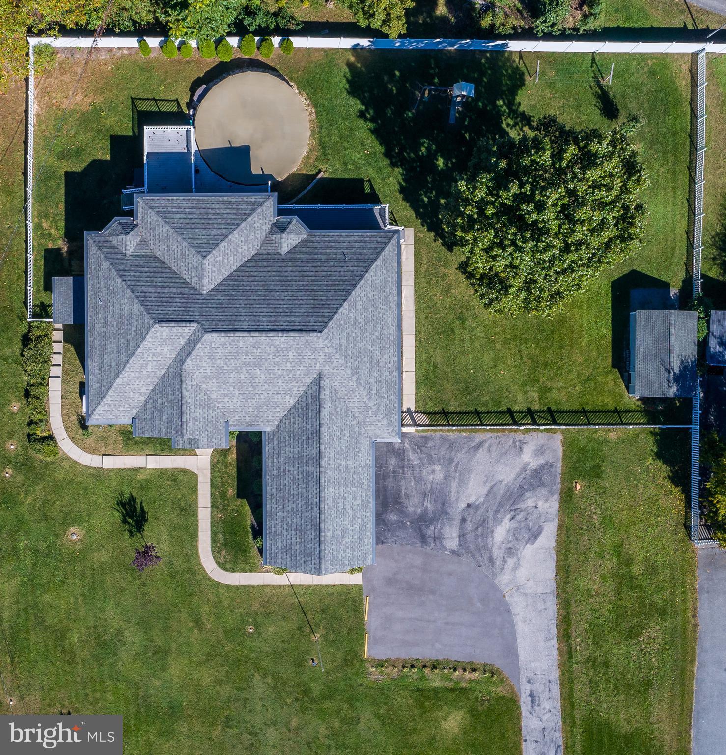 824 Andover Road Linthicum, MD 21090 - Photo 2 of 29 an aerial view of a house with a garden