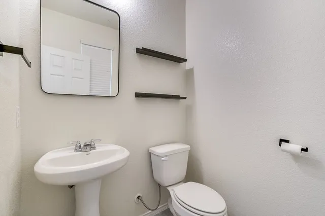 $2,850 | 624 Kolbo Drive, Round Rock, TX 78665