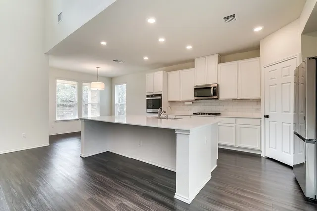 $2,850 | 624 Kolbo Drive, Round Rock, TX 78665