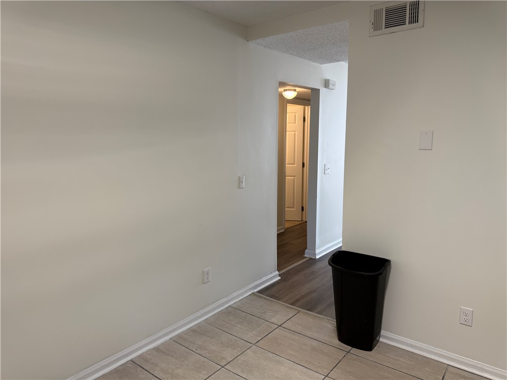 890 East Cherry Street, Unit 102 Jesup, GA 31546 - Photo 7 of 15