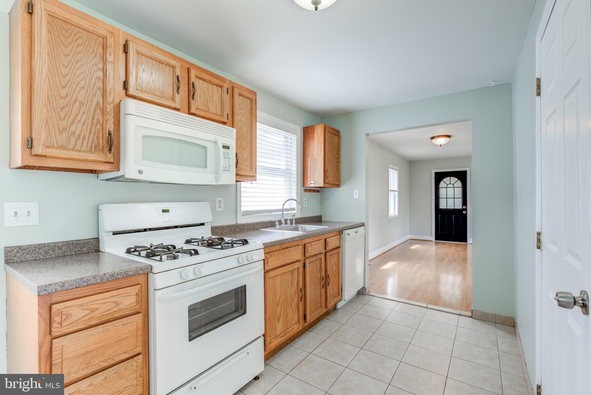35 Front Street Palmyra, NJ 08065 - Photo 14 of 25 Kitchen