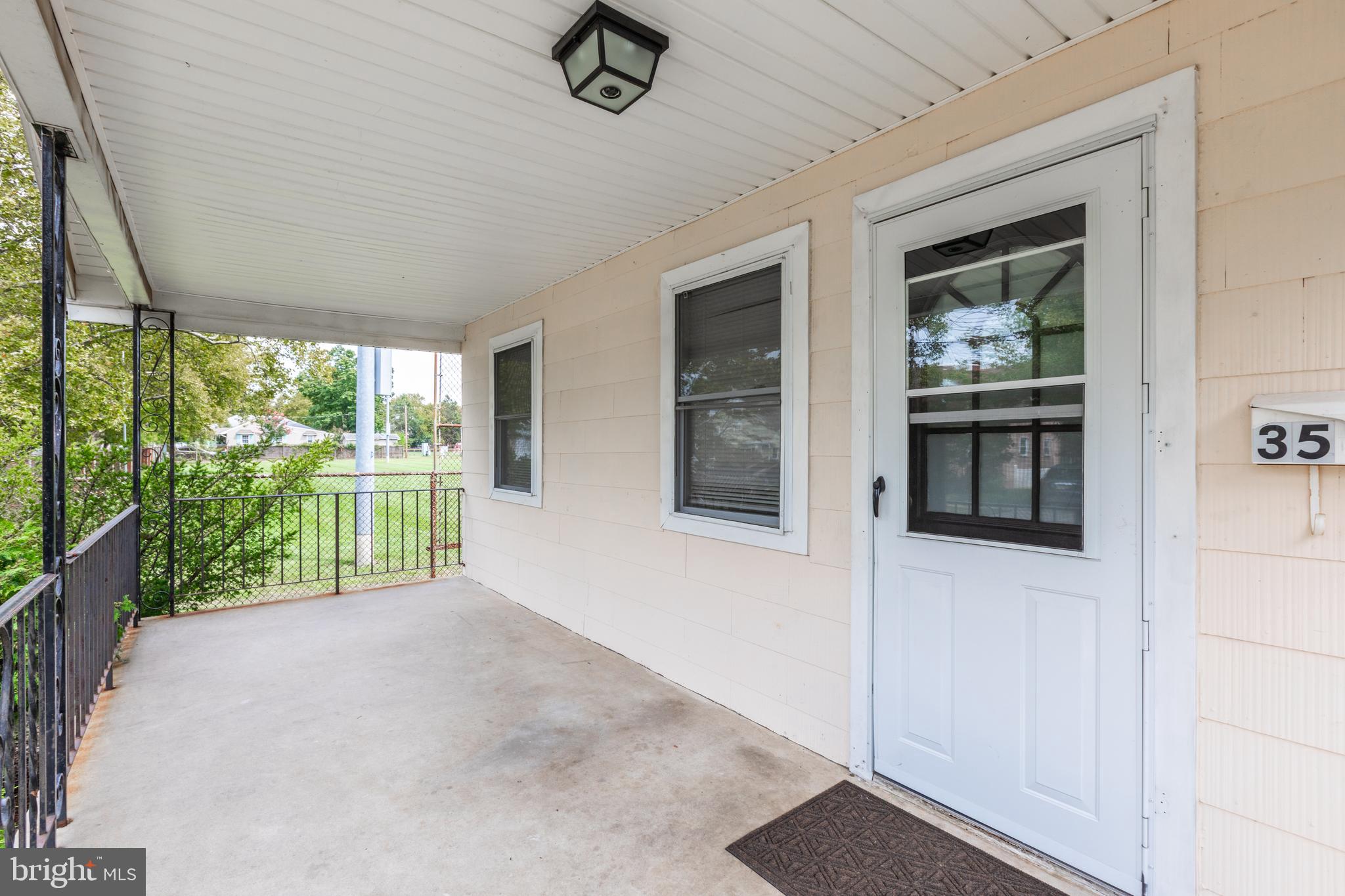 35 Front Street Palmyra, NJ 08065 - Photo 3 of 25 Porch