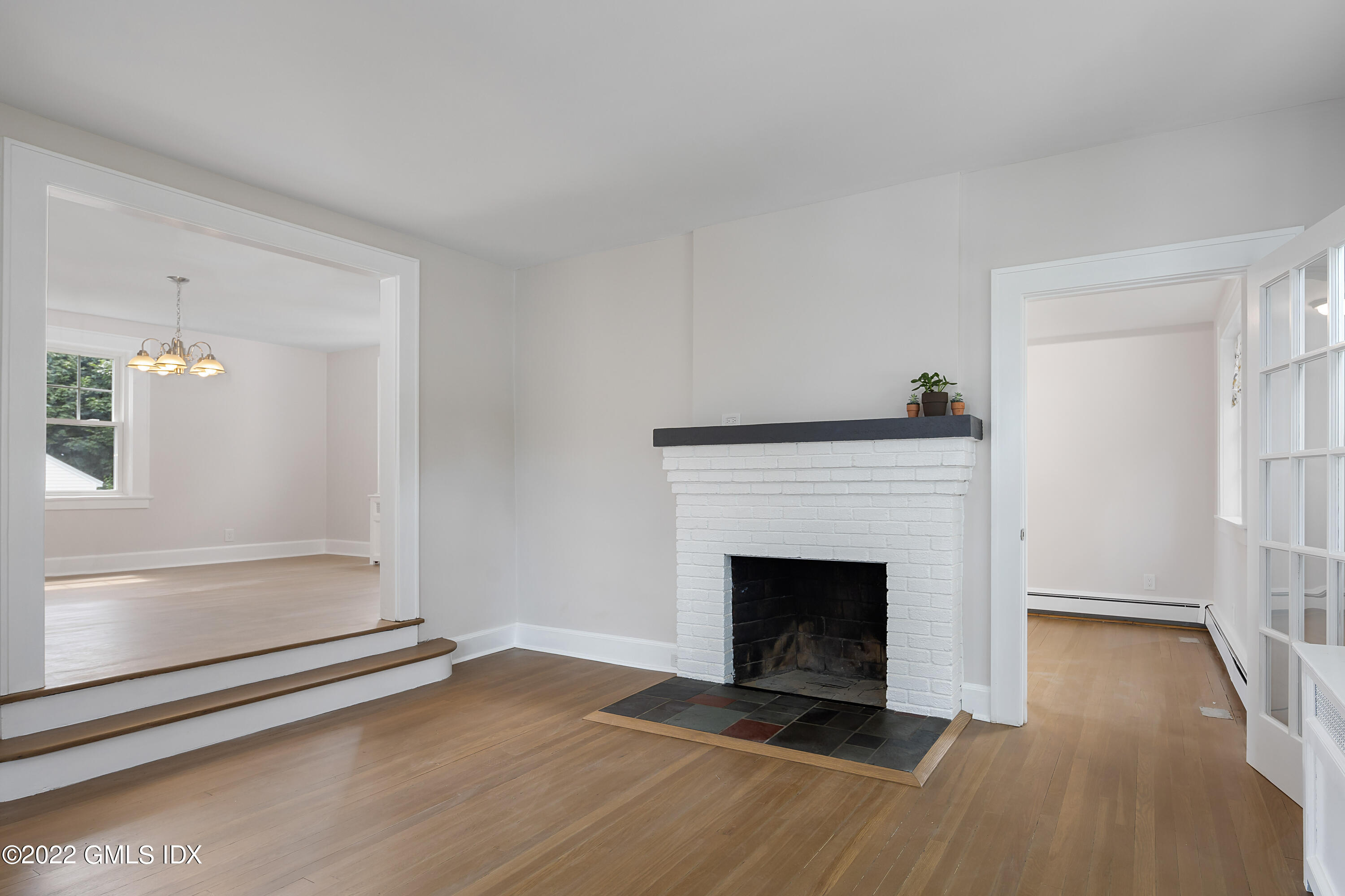 287 Glenbrook Road Stamford, CT 06906 - Photo 6 of 37 287 Glenbrook Rd, Stamford, CT 06906-7