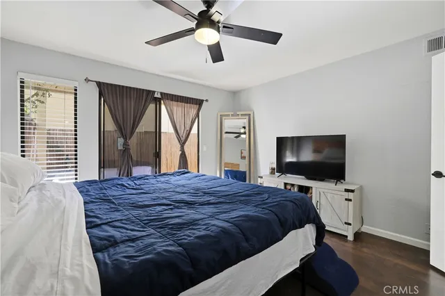 $680,000 | 2123 Temple Avenue, Signal Hill, CA 90755