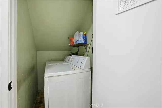 $680,000 | 2123 Temple Avenue, Signal Hill, CA 90755