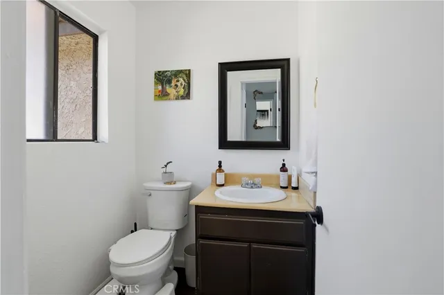 $680,000 | 2123 Temple Avenue, Signal Hill, CA 90755