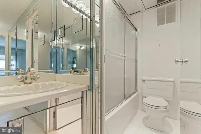 $175,000 | 100 West Avenue, Unit 211S, Jenkintown, PA 19046