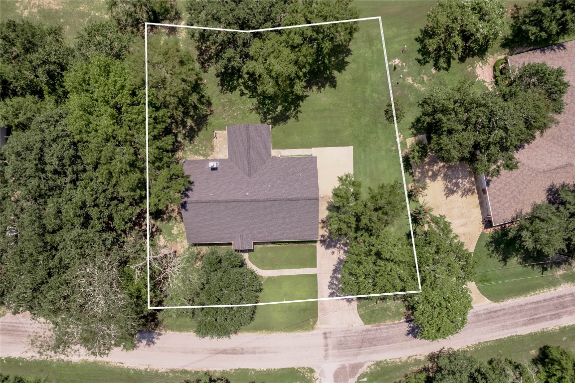 22 Greenway Drive Trinity, TX 75862 - Photo 2 of 29 an aerial view of a house