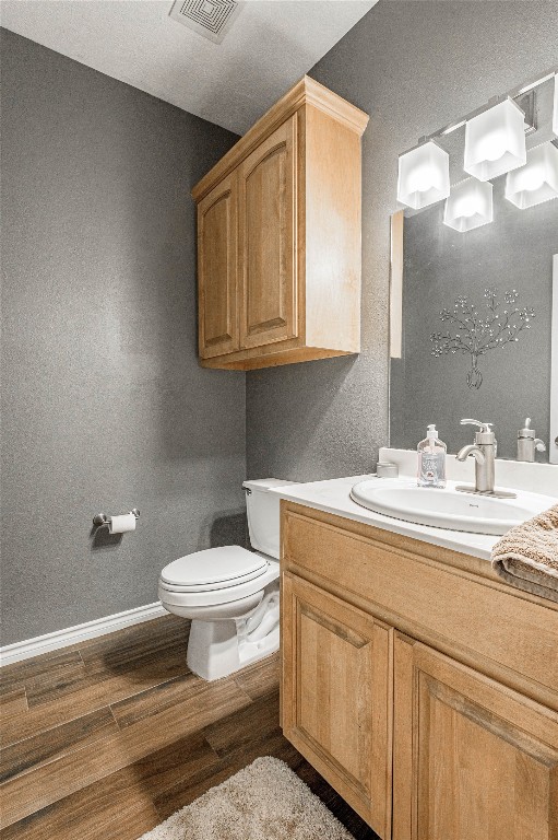22 Greenway Drive Trinity, TX 75862 - Photo 27 of 29 a bathroom with a sink a toilet and mirror