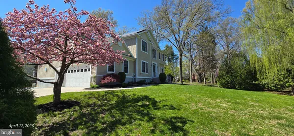 $819,900 | 226 Ark Road, Mount Laurel, NJ 08054