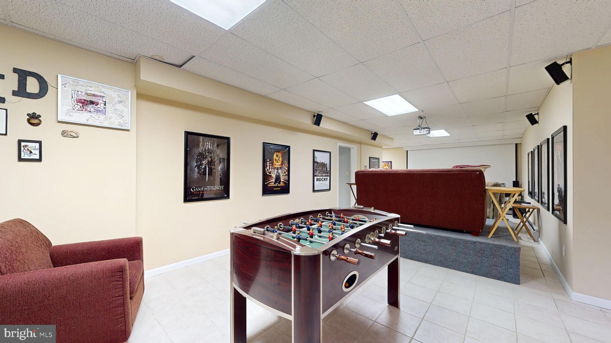 226 Ark Road Mount Laurel, NJ 08054 - Photo 54 of 60 a living room with furniture and a table