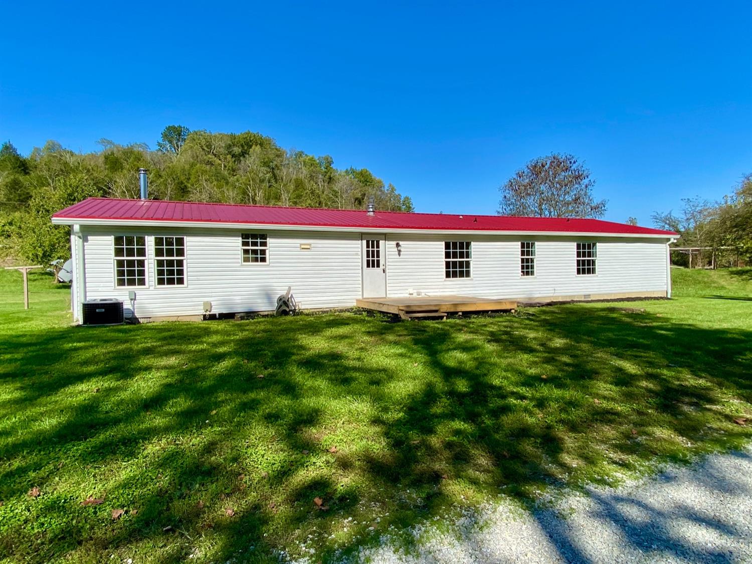 4673 Nelson Road Rising Sun, IN 47040 - Photo 3 of 39