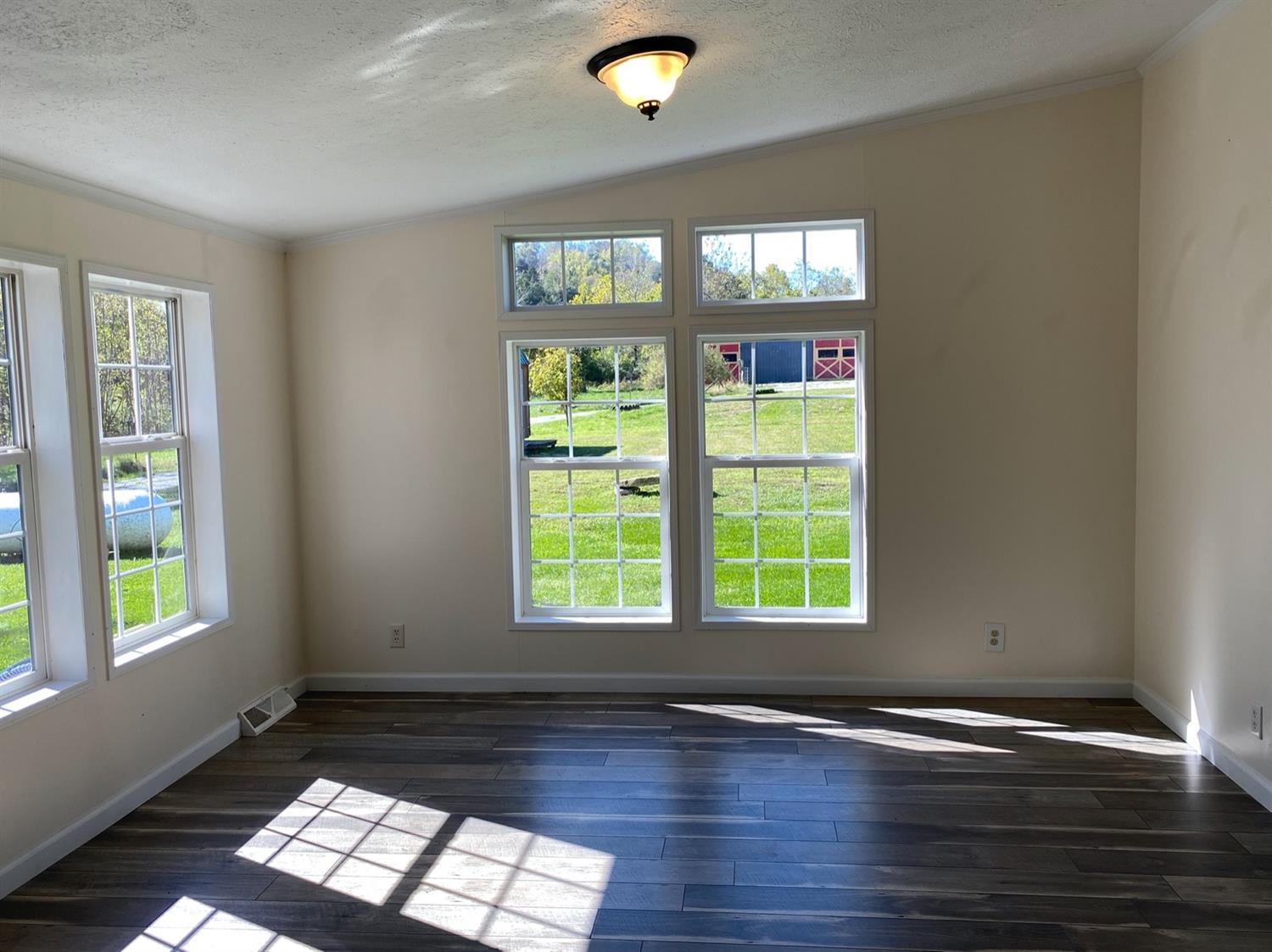 4673 Nelson Road Rising Sun, IN 47040 - Photo 8 of 39